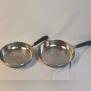 2 Revere Ware Copper bottom Saute pans 9" and 10"